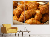 Leinwandbild 3-teilig Frische Croissants