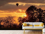 Fototapete Der Sonne entgegen mit dem Heissluft Ballon